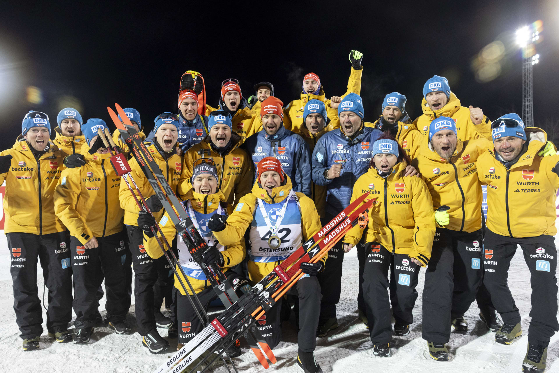 Dkb ski wear store